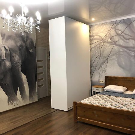 Zhemchuzhnie Apartments On Marselskaya Odessa Extérieur photo